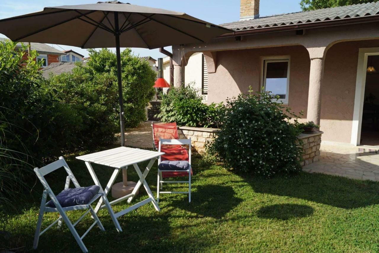 Apartman Eric Apartment Pula Exterior foto